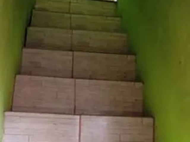 Imagem 5: Alugo Casa de Dois Andares
