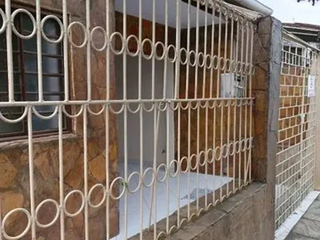 Imagem: Alugo Casa para Comércio na Av João Durval