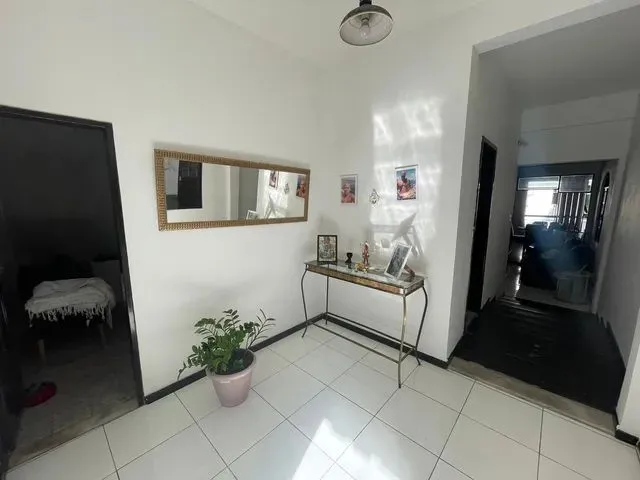 Imagem: Linda Casa com Piscina na Ribeira!!
