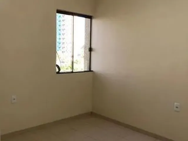 Imagem 3: Apartamento para Venda em Campo Mourão, Centro, 4 Dormitórios, 1 Suíte, 2 Banheiros, 1