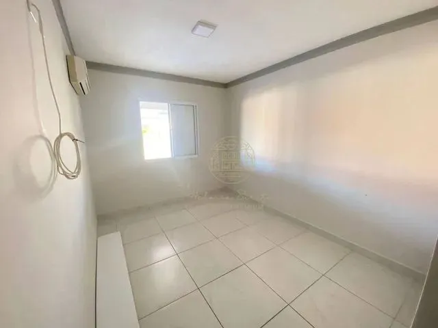 Imagem 11: Casa Mobiliada a Venda no Condomínio Rio Coxipó com Jacuzzi e Garagem Coberta