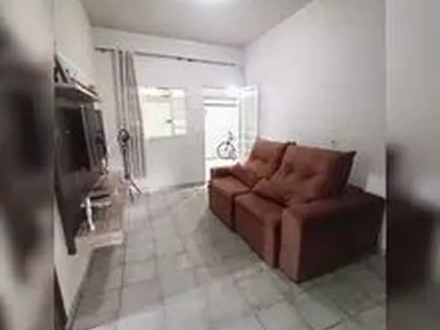 Imagem: Vendo Uma Casa, Não É Germinada
