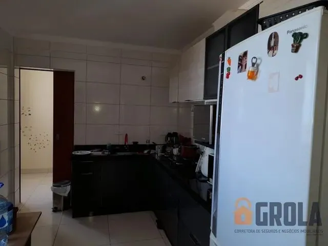 Imagem 15: Apartamento para Venda em Campo Mourão, Centro, 3 Dormitórios, 1 Suíte, 2 Banheiros, 1
