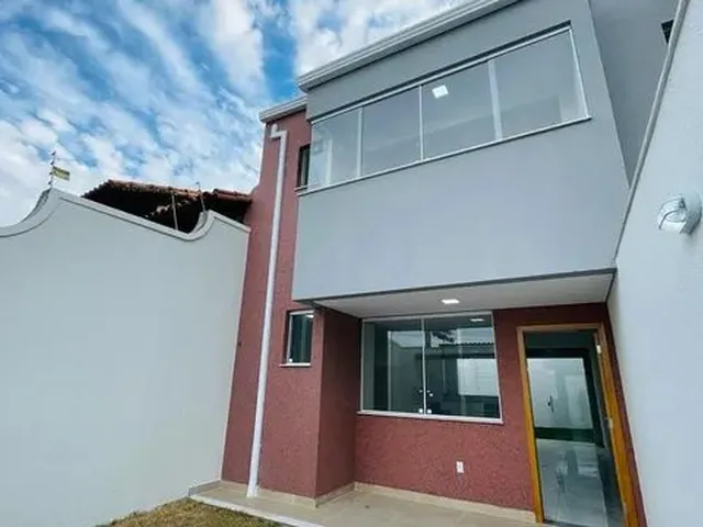 Imagem: Vendo Linda Casa com 3 Quartos, Sendo 1