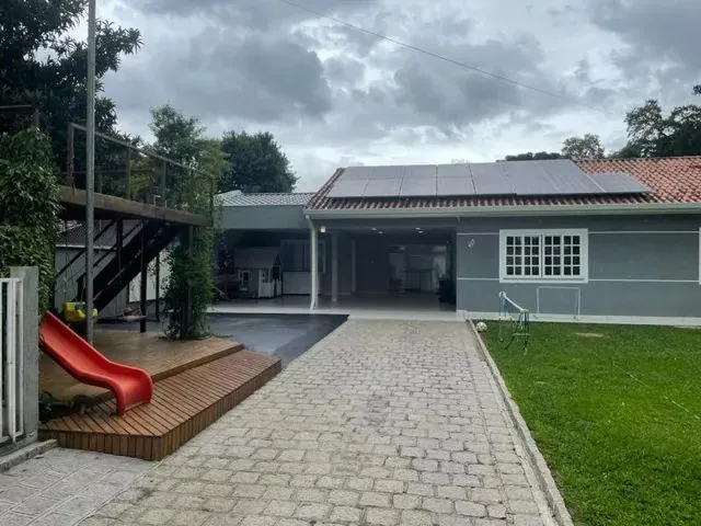Imagem: Magnifica Casa Terrea em Colombo - Roça