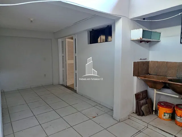 Imagem 6: CS2260-Casa Plana com Duplex nos Fundos – 5 Quartos à venda na Cidade 2000