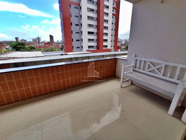 Imagem: O apartamento possui 3 Dormitórios, 1 Suíte, 3 Banheiros,