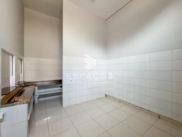 Imagem 8: Sala comercial com 245m² frente a BR 277