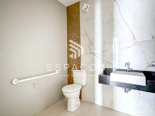 Imagem 6: Sala comercial com 245m² frente a BR 277