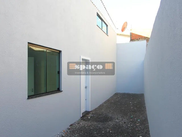 Imagem 2: Sala comercial com 245m² frente a BR 277