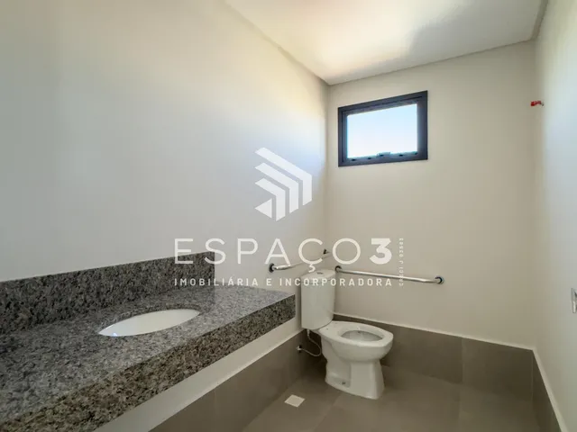Imagem 10: Sala Comercial com 116,44 M² no centro, com elevador e 01 vaga de garagem