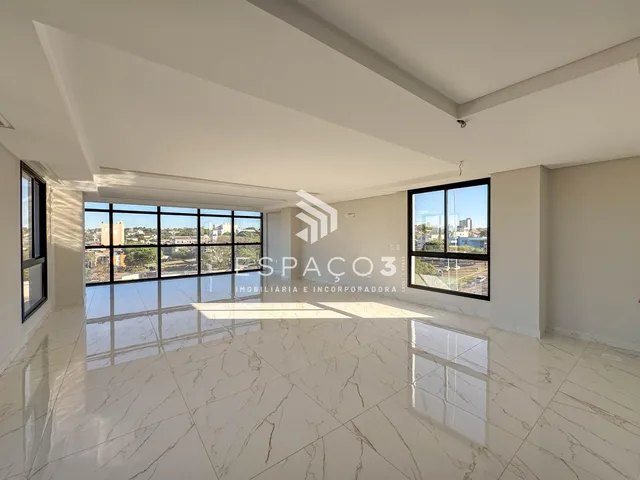 Imagem 3: Sala Comercial com 201,21 M² no centro, com elevador e 01 vaga de garagem