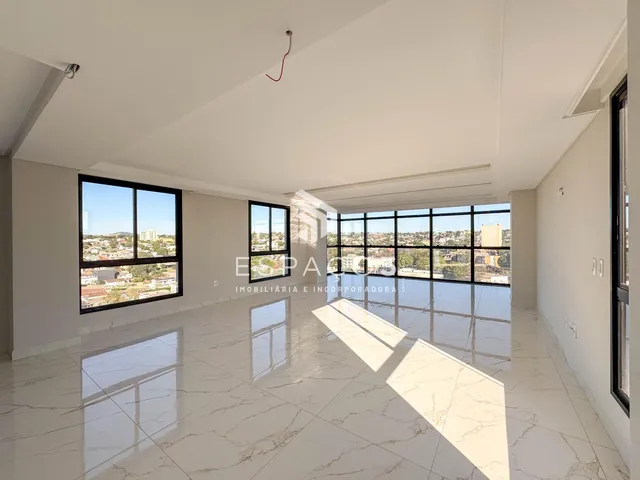 Imagem 4: Sala Comercial com 201,21 M² no centro, com elevador e 01 vaga de garagem