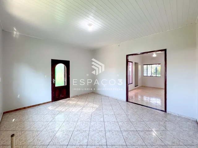 Imagem 7: Residência ampla, próximo a mercado e creche com 4 dormitórios no B. Nazaré