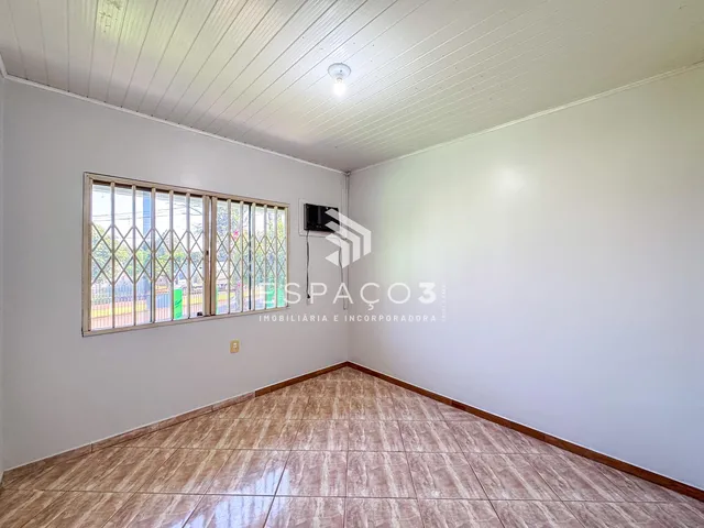 Imagem 11: Residência ampla, próximo a mercado e creche com 4 dormitórios no B. Nazaré