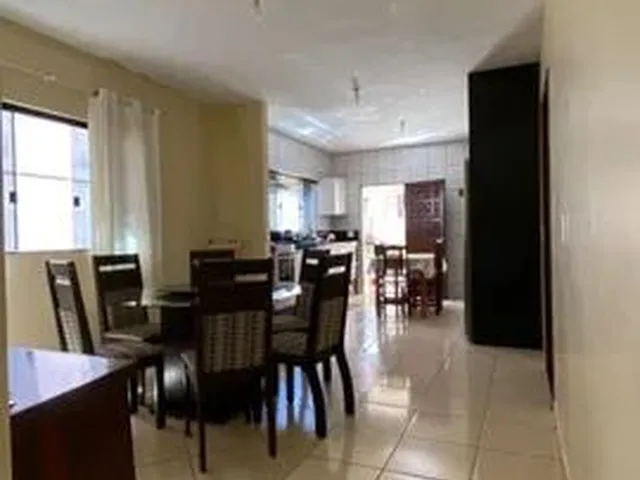 Imagem 14: Casa para Venda em Campo Mourão, Centro, 3 Dormitórios, 1 Suíte, 2 Banheiros, 2 Vagas