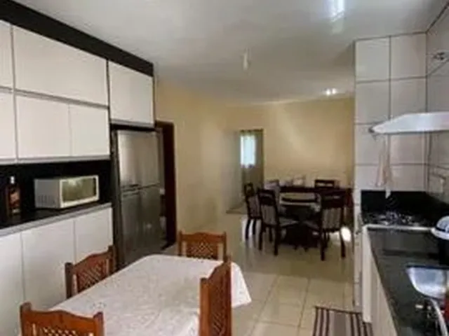 Imagem 12: Casa para Venda em Campo Mourão, Centro, 3 Dormitórios, 1 Suíte, 2 Banheiros, 2 Vagas