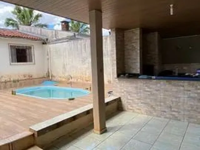 Imagem 11: Casa para Venda em Campo Mourão, Centro, 3 Dormitórios, 1 Suíte, 2 Banheiros, 2 Vagas