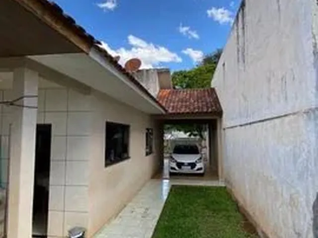 Imagem 13: Casa para Venda em Campo Mourão, Centro, 3 Dormitórios, 1 Suíte, 2 Banheiros, 2 Vagas