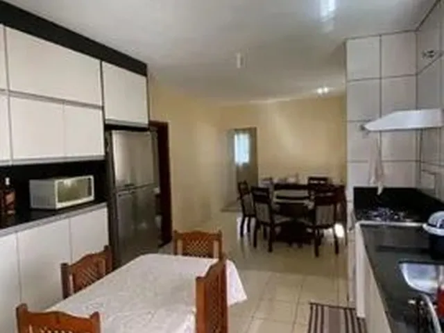 Imagem 10: Casa para Venda em Campo Mourão, Centro, 3 Dormitórios, 1 Suíte, 2 Banheiros, 2 Vagas