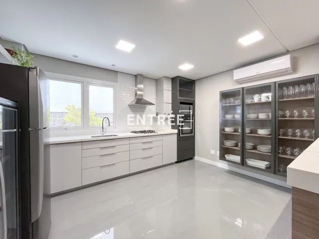 Imagem 2: Apartamento 3 Quartos (sendo 2 Suítes) e 1 Vaga livre - Centro
