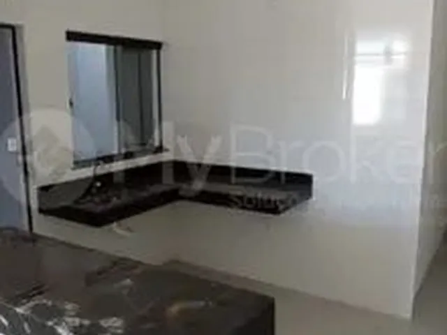 Imagem 9: Casa À Venda com 3 Quartos no Residencial Canadá, em Goiânia-Go