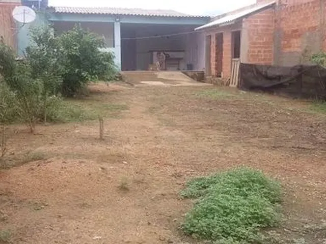 Imagem 6: Vendo Lote com Apartamento.