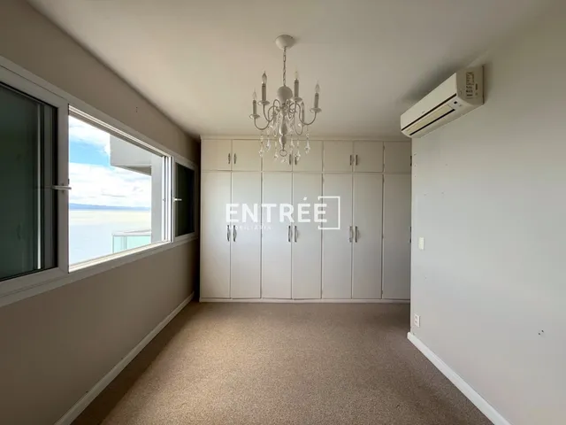 Imagem 2: Apartamento 4 Quartos (sendo 1 Suíte) e 2 Vagas - Centro