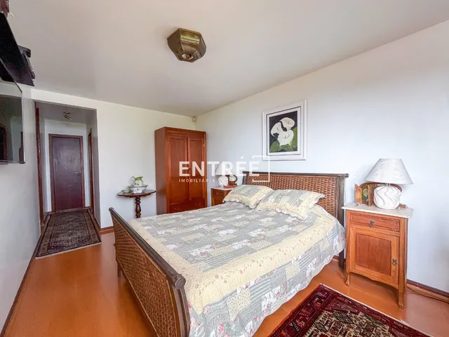 Imagem 5: Casa Residencial 3 Quartos (sendo 1 Suíte) e 5 Vagas - CENTRO