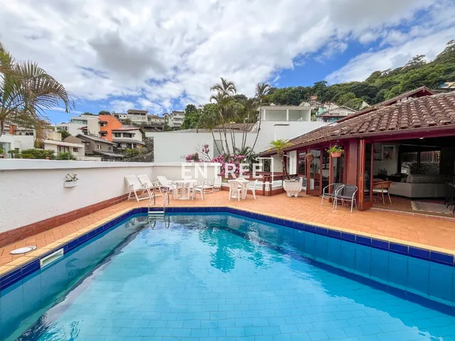 Imagem 13: Casa Residencial 3 Quartos (sendo 1 Suíte) e 5 Vagas - CENTRO