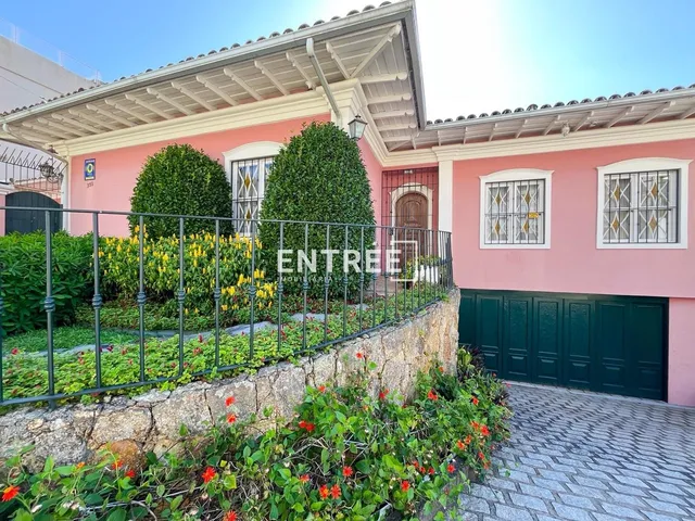 Imagem: Casa 4 Quartos (sendo 1 Suíte) e 4 Vagas