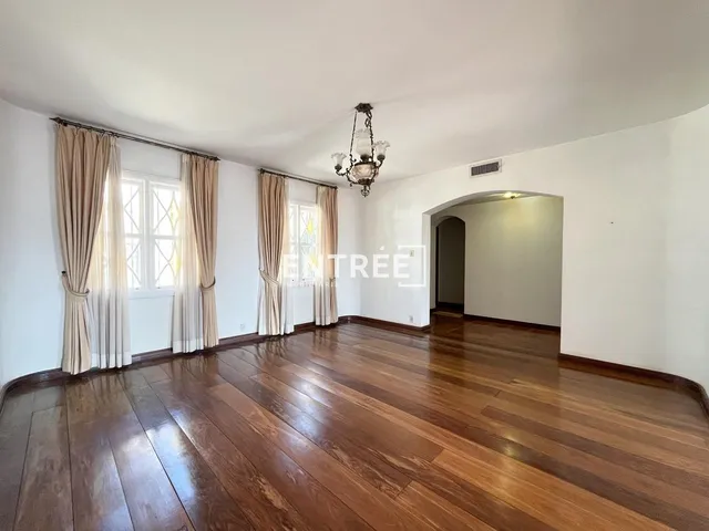 Imagem 14: Casa 4 Quartos (sendo 1 Suíte) e 4 Vagas - Agronômica