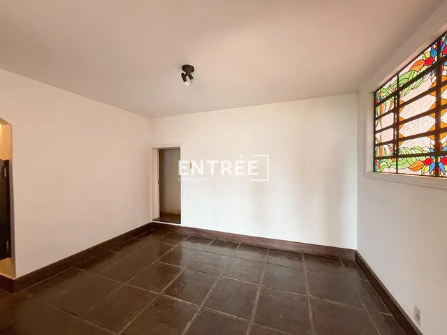 Imagem 6: Casa 4 Quartos (sendo 1 Suíte) e 4 Vagas - Agronômica