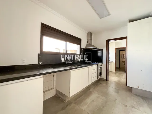Imagem 15: Cobertura 4 Quartos (sendo 1 Suíte master e 2 demi-suítes) e 2 Vagas com HB - Centro