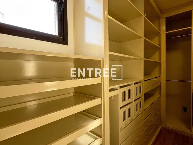 Imagem 16: Cobertura 4 Quartos (sendo 1 Suíte master e 2 demi-suítes) e 2 Vagas com HB - Centro