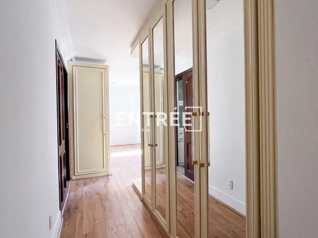 Imagem 2: Cobertura 4 Quartos (sendo 1 Suíte master e 2 demi-suítes) e 2 Vagas com HB - Centro
