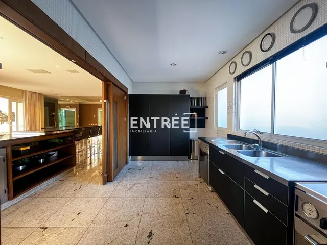 Imagem 3: Apartamento 4 Suítes e 2 Vagas - Centro