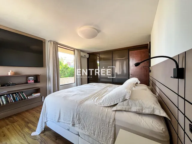 Imagem 7: Casa 5 Quartos (sendo 2 Suítes) e 4 Vagas - Agronômica