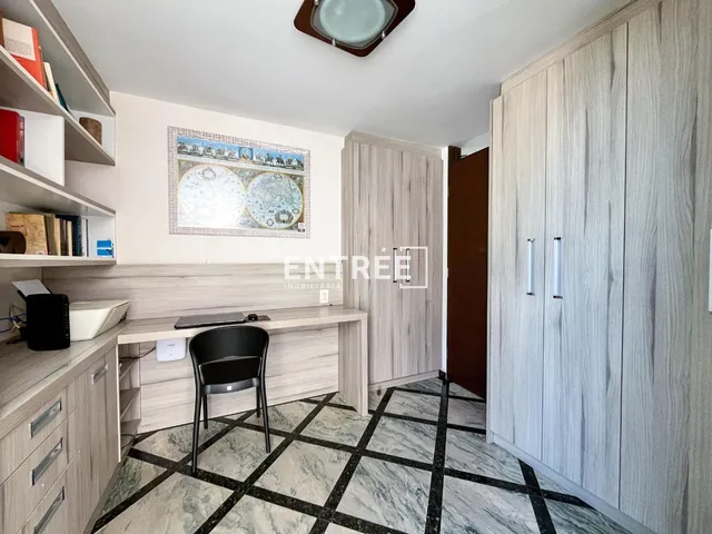 Imagem 5: Casa 5 Quartos (sendo 2 Suítes) e 4 Vagas - Agronômica