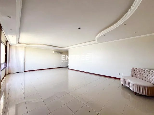 Imagem: O apartamento possui 4 Dormitórios, 2 Suítes, 5