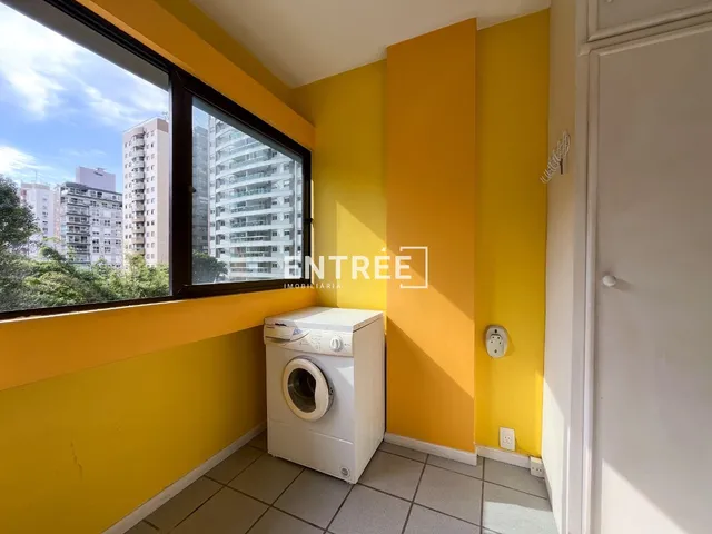 Imagem 2: Apartamento 4 Quartos (sendo 1 Suíte) e 2 Vagas - Centro