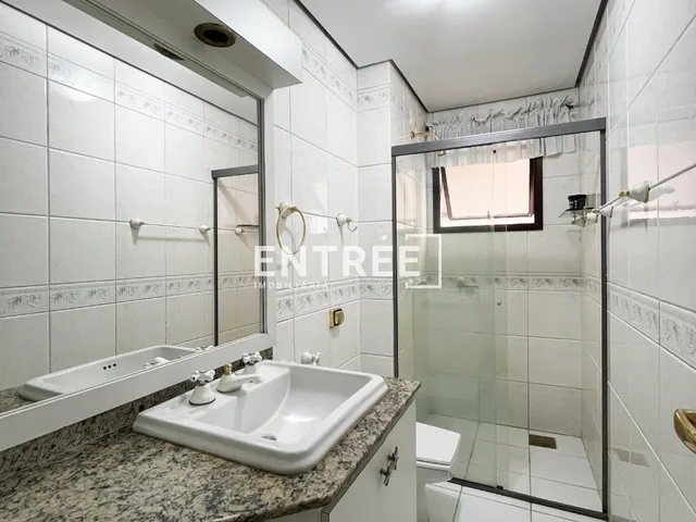 Imagem 3: Apartamento 3 Quartos (sendo 2 Suítes) e 3 vagas - Centro