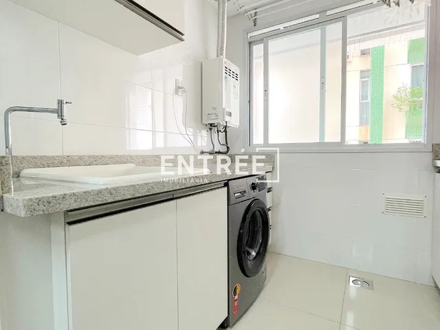 Imagem 2: Apartamento 3 suítes e 3 vagas com HB - Centro
