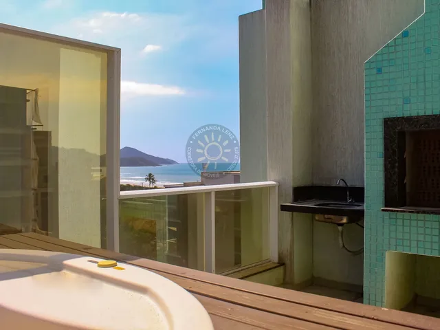 Imagem 2: Cobertura Duplex com SPA e vista para o mar à venda na praia de Mariscal em Bombinhas