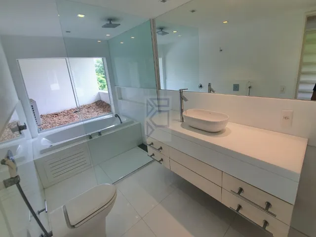 Imagem: Casa de Luxo na Barra da Tijuca - Condomínio