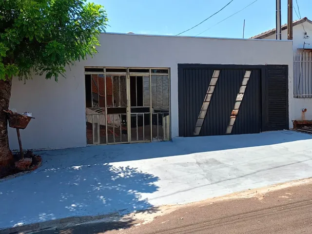 Imagem 2: Casa com 2 dormitórios à venda, JARDIM EUROPA, TOLEDO - PR