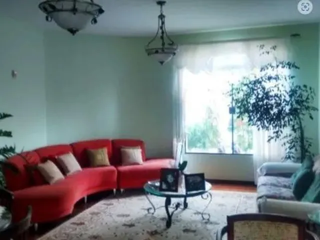 Imagem: Casa para Aluguel, 4 Quartos, 1 Suíte