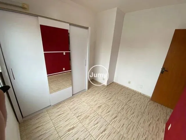 Imagem 16: Apto Semi-Mobiliado / Condominio Baixo