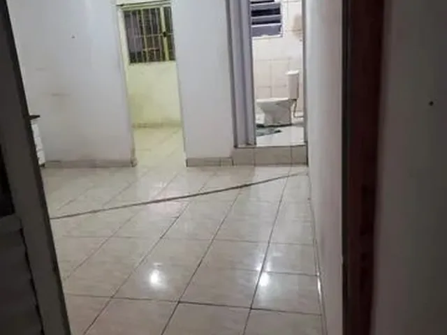 Imagem: Aluga_Se 2 Cômodos $650.00