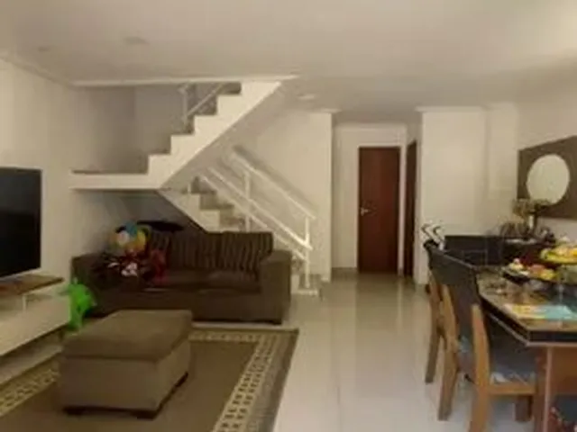 Imagem: Casa em Condomínio de Luxo com 4 Quartos